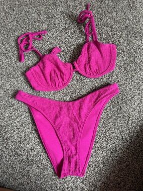 Abercrombie & Fitch Fuscia Bikini